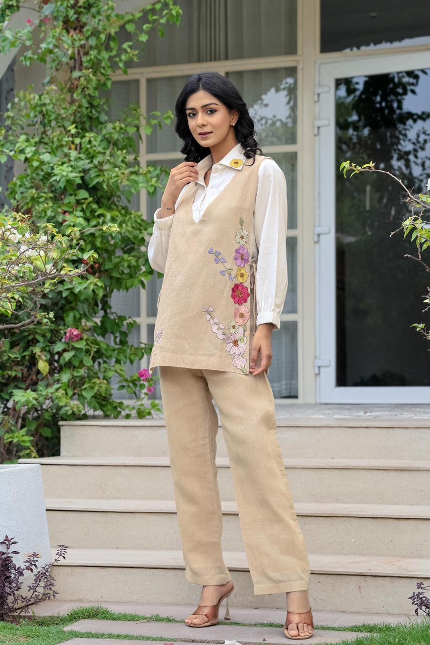 Beautiful three piece cord set in jute cotton with thread work embroidery