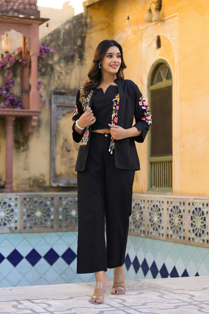 Stylish three piece cord set