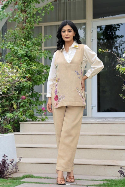 Beautiful three piece cord set in jute cotton with thread work embroidery