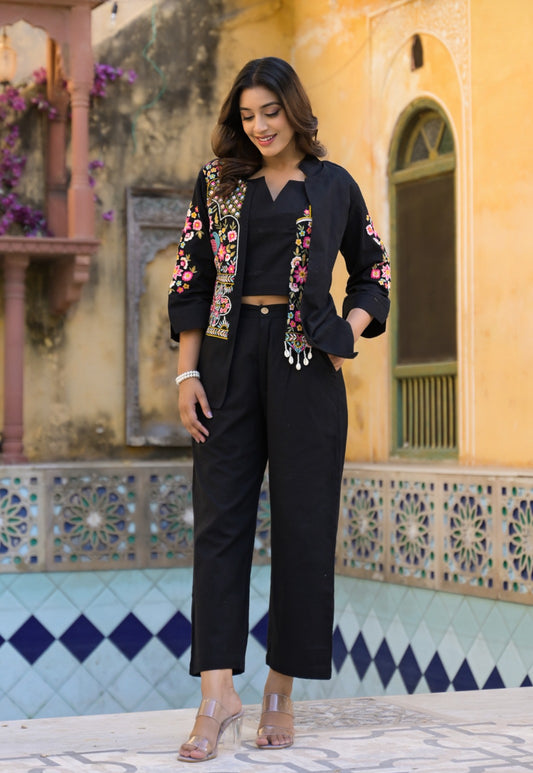 Stylish three piece cord set